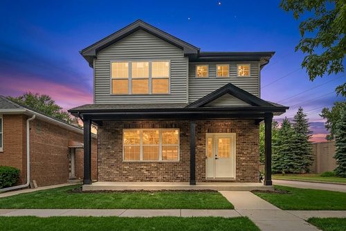 7630 W 66th St, Bedford Park, IL, 60501-1910 | Card Image