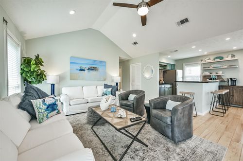 21923 Frio Dr, Galveston, TX, 77554 | Card Image