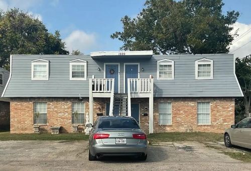 1500#C Oleander Dr, La Marque, TX, 77568-5562 | Card Image
