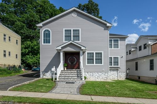 289 Indiana St, Union, NJ, 07083-4223 | Card Image