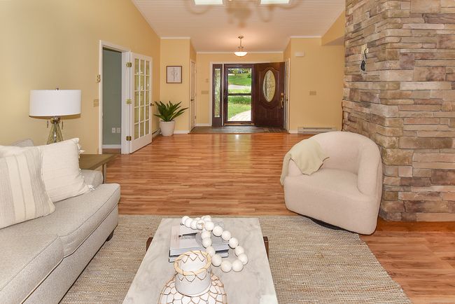96 Avery Shrs, House other with 5 bedrooms, 5 bathrooms and null parking in Coventry CT | Image 14