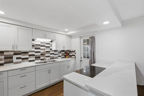 408 Edgar St, La Marque, TX, 77568-4165 | Card Image