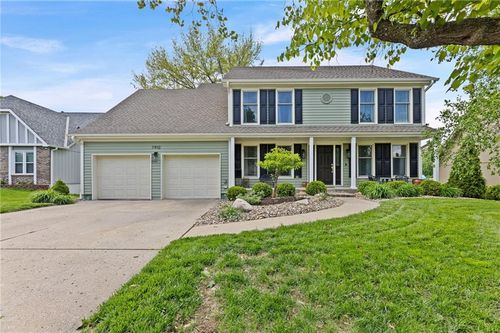 7912 N Olive St, Kansas City, MO, 64118-1591 | Card Image