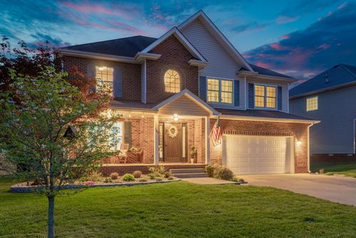 1166 Castlewood Dr, Clarksville, TN, 37042-8649 | Card Image