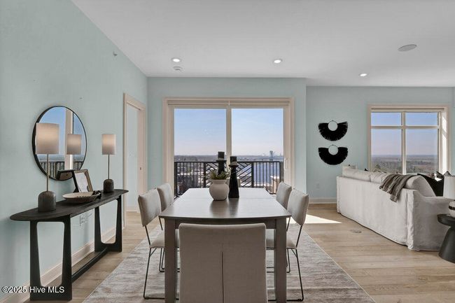 1354 - 240 N Water St, Condo with 2 bedrooms, 3 bathrooms and 2 parking in Wilmington NC | Image 8