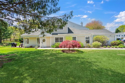77-77 Fox Ct, Manorville, NY, 11949-2614 | Card Image