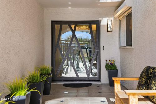 8935 N 82nd St, Scottsdale, AZ, 85258-2316 | Card Image