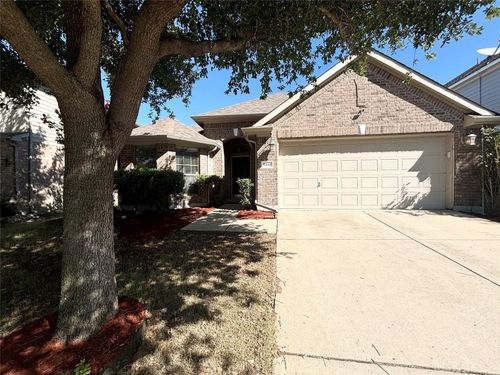 9416 Harrell Dr, McKinney, TX, 75072-8852 | Card Image