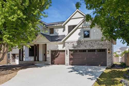 5521 Zenith Ave S, Edina, MN, 55410-2466 | Card Image