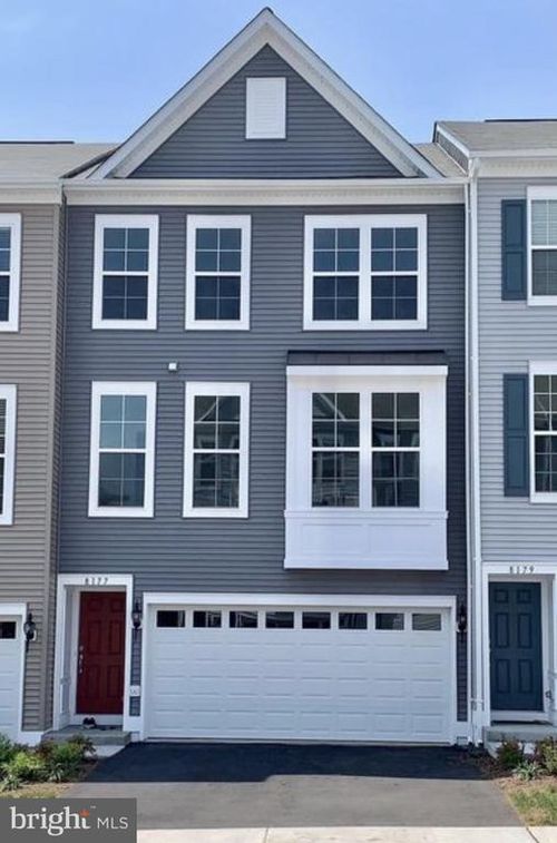 8177 Agnes Ln, MANASSAS, VA, 20110-1758 | Card Image