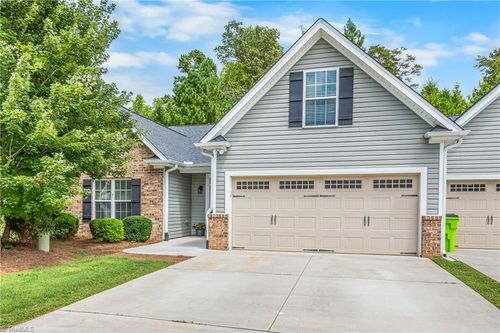 5104 Moseley Dr, Clemmons, NC, 27012-9882 | Card Image