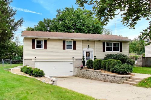 210 Lawndale Pl, Michigan City, IN, 46360 | Card Image