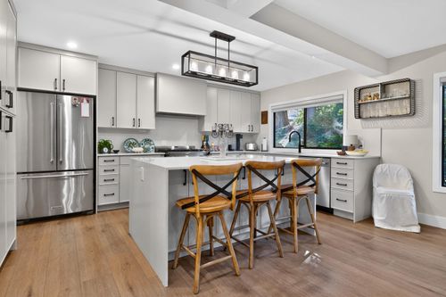 3626 Nico Wynd Dr, Surrey, BC, V4P1J3 | Card Image
