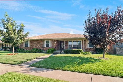 1418 Lexington Dr, Garland, TX, 75041-5228 | Card Image