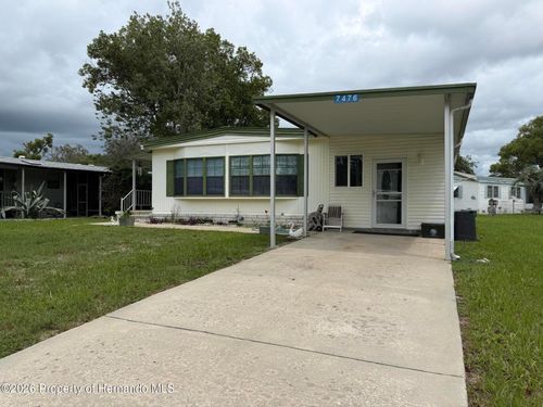 7476 Dearborn Ave, Brooksville, FL, 34613-7323 | Card Image
