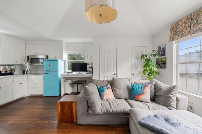 1711 Mohle Dr, House other with 5 bedrooms, 5 bathrooms and 3 parking in Austin TX | Image 31