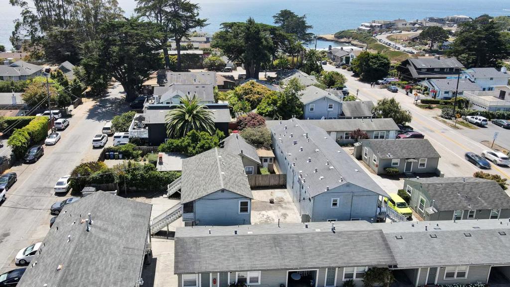 Commercial Sale in Santa Cruz 5