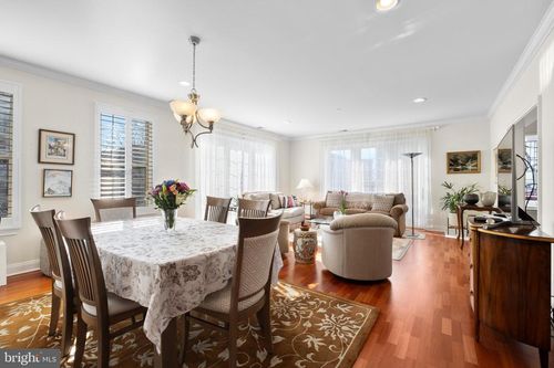 unit-1825-800 Admirals Way, PHILADELPHIA, PA, 19146-5240 | Card Image