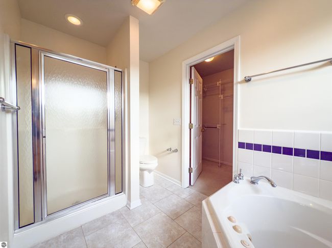 318 Red Maple Ln, House other with 3 bedrooms, 3 bathrooms and null parking in Shepherd MI | Image 25