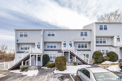 apt-i3-29 Van Buren Ave, Norwalk, CT, 06850-3327 | Card Image