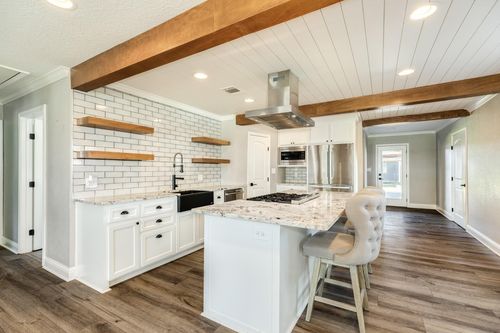 1614 Avenue F, Danbury, TX, 77534-8088 | Card Image