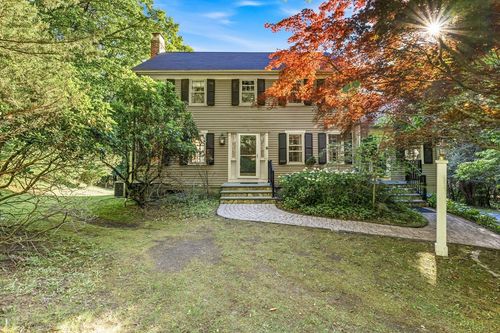 21 Goulding St E, Sherborn, MA, 01770-1632 | Card Image