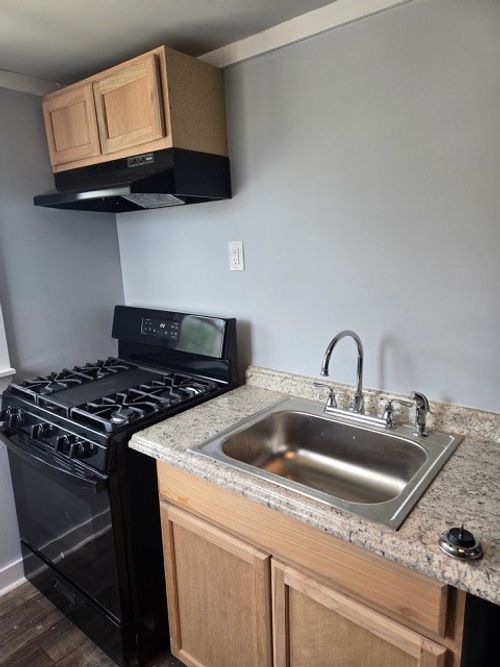 701 Cumberland Dr, Clarksville, TN, 37040-8731 | Card Image