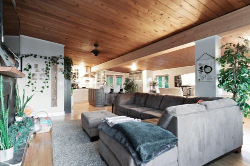 upper-house-5958 182 St, Surrey, BC, V3S4M7 | Card Image