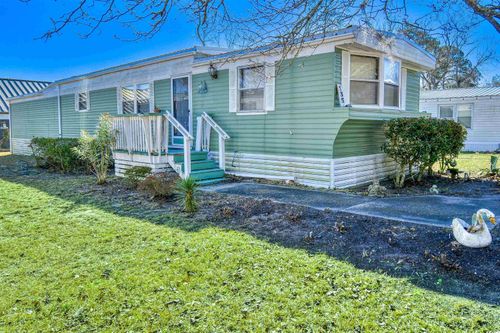 135 Crooked Island Cir, Murrells Inlet, SC, 29576-5742 | Card Image