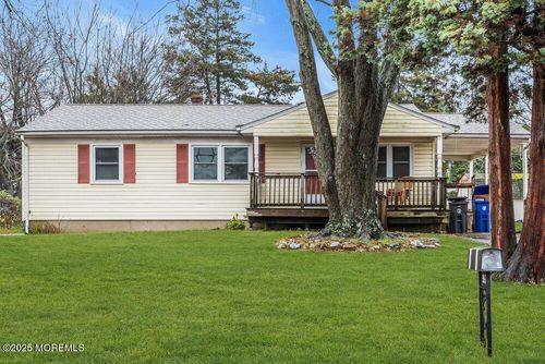 987 Grace Dr, Toms River, NJ, 08753-2809 | Card Image