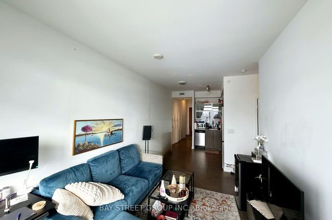 2112 - 170 Fort York Blvd, Condo with 2 bedrooms, 1 bathrooms and null parking in Toronto ON | Image 4
