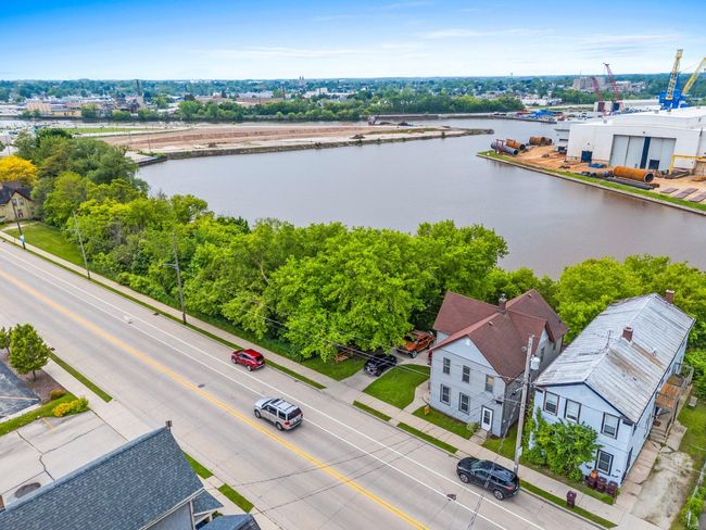 524 N 10 Th St, House other with 4 bedrooms, 2 bathrooms and null parking in Manitowoc WI | Image 5