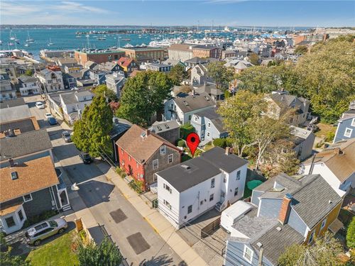 30 S Baptist St, Newport, RI, 02840-3428 | Card Image