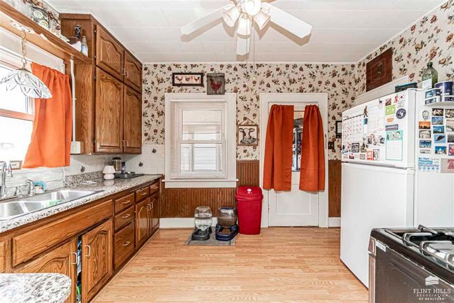 624 N Eisenhower Dr, House other with 4 bedrooms, 1 bathrooms and null parking in Junction City KS | Image 7