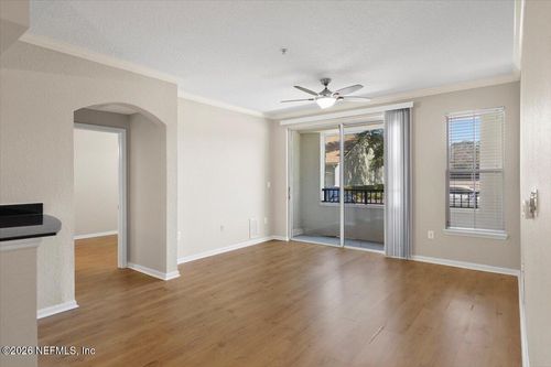 9111-8539 Gate Pkwy W, JACKSONVILLE, FL, 32216-1019 | Card Image