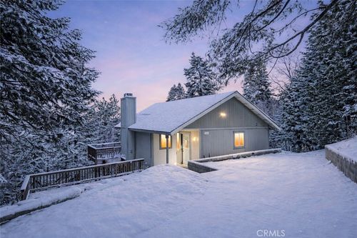 30906 Live Oak Dr, Running Springs, CA, 92382 | Card Image