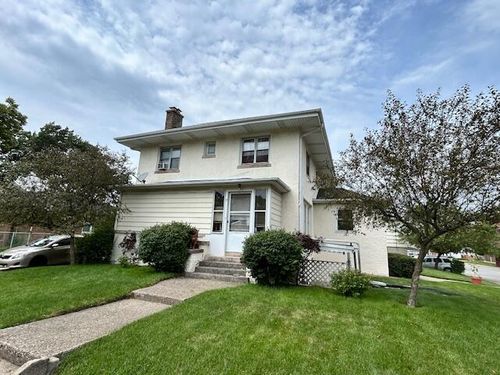 4 Ruth St, Calumet City, IL, 60409-5240 | Card Image