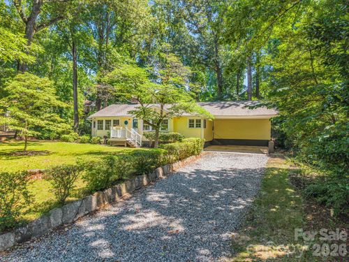 117 Whitney Ave, Tryon, NC, 28782-3723 | Card Image