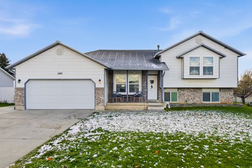 1143 1640, Clinton, UT, 84015-8982 | Card Image