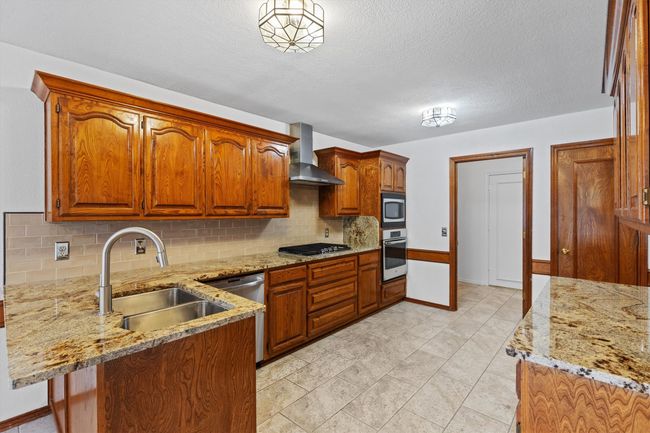 208 N Rustic Trl, House other with 3 bedrooms, 2 bathrooms and null parking in Wylie TX | Image 12