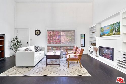 2-200 S La Fayette Park Pl, Los Angeles, CA, 90057 | Card Image