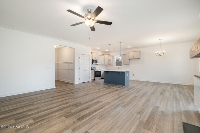 33 Barony Ln, House other with 3 bedrooms, 3 bathrooms and 2 parking in Smithfield NC | Image 7
