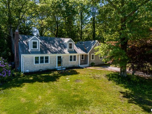 52 Ellis Cir, Yarmouth Port, MA, 02675-1335 | Card Image