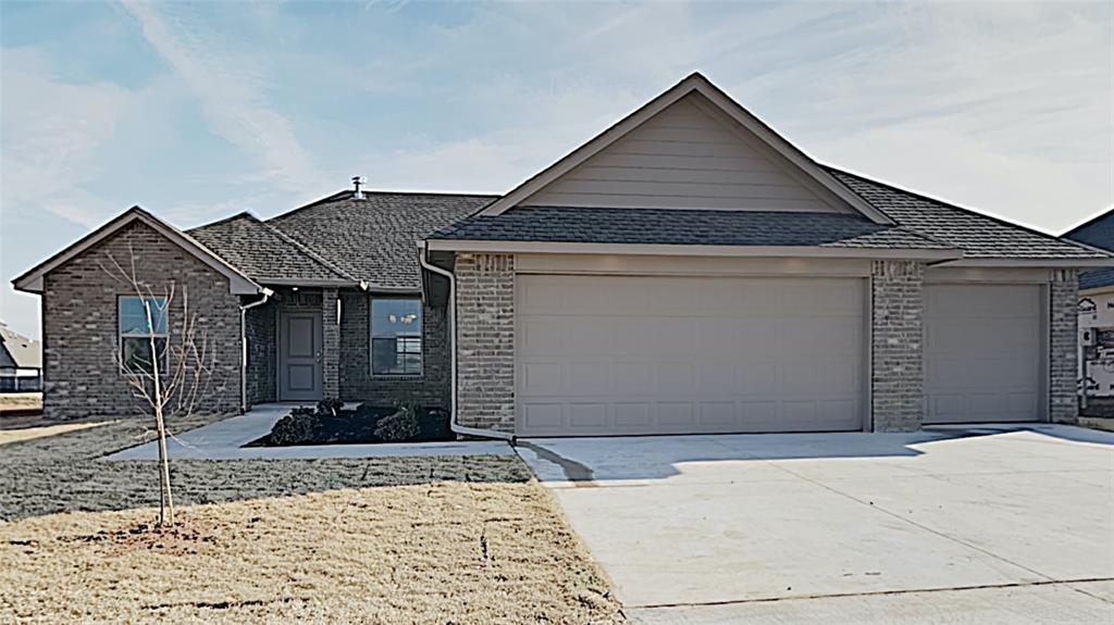 Mountain Fork Dr, Yukon, OK 73099