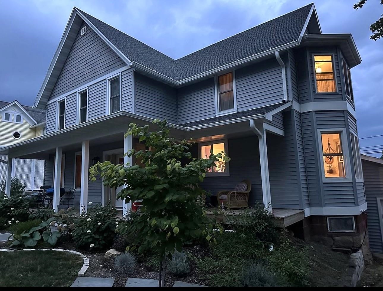 Maiden St, Mineral Point, WI 53565
