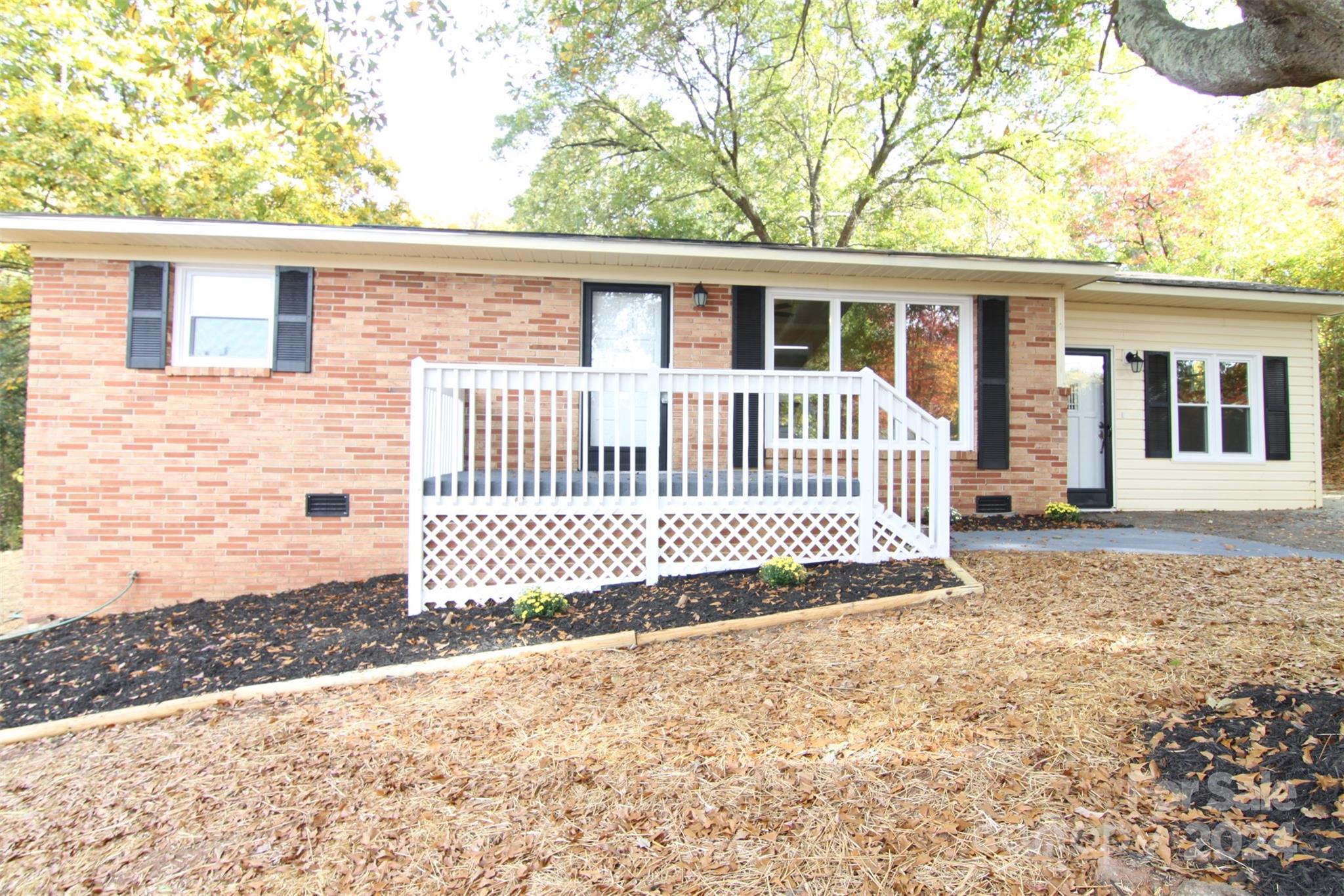 Forestway Dr, Mount Holly, NC 28120