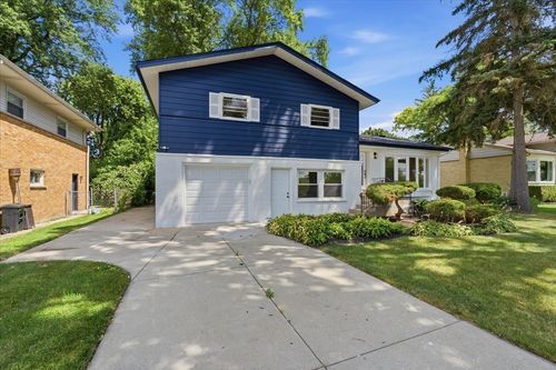 10 Linden Ave, Buffalo Grove, IL, 60089-2805 | Card Image