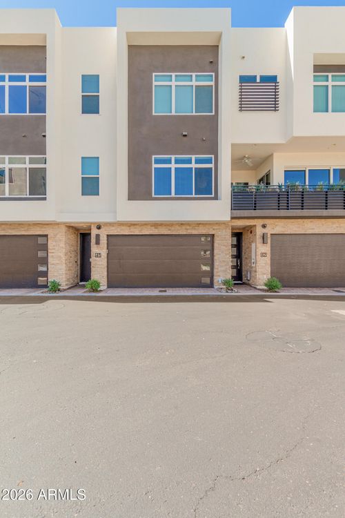 41-1717 E Morten Ave, Phoenix, AZ, 85020-4624 | Card Image