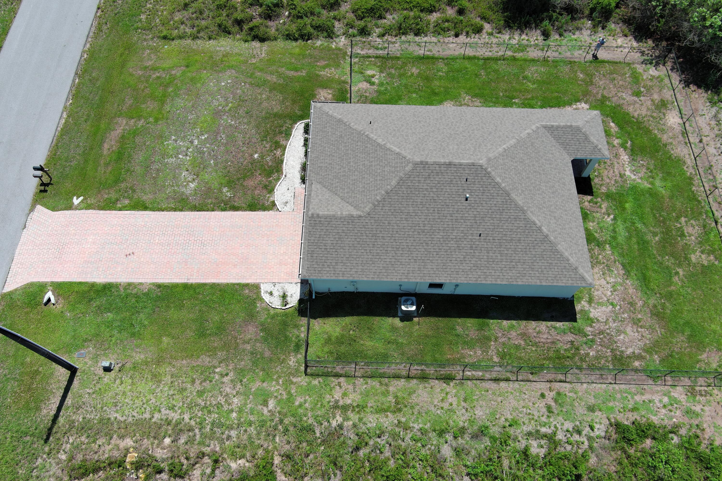 Residential in Labelle 2