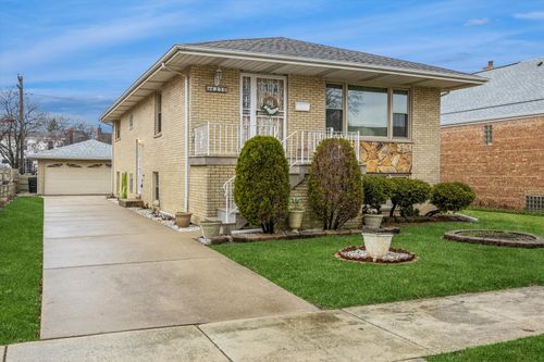 4230 Prairie Ave, Brookfield, IL, 60513-2103 | Card Image